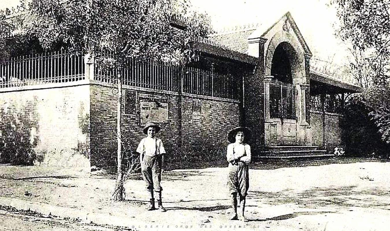 1531- Dra-el-Mizan - La Halle2.jpg